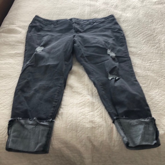 Cuffed distressed jeggings - Picture 1 of 2